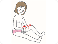 むくむ可能性がある、むくんでいる側の脚のドレナージを行う