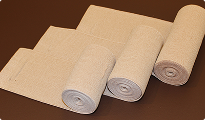 3層目（最上層）➡　ショートストレッチ包帯